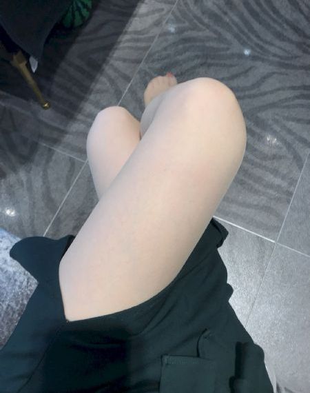 少妇下蹲无内裤露出毛_超清在线观看视频