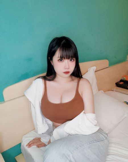 亚洲精品美女在线播放网站_BD英语最新电影在线观看