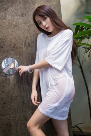 女子腿被公交车碾压_DVD影视在线观看