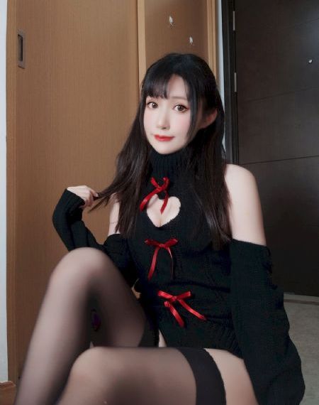 六个黑人吃奶摸下身_BD免费全集观看